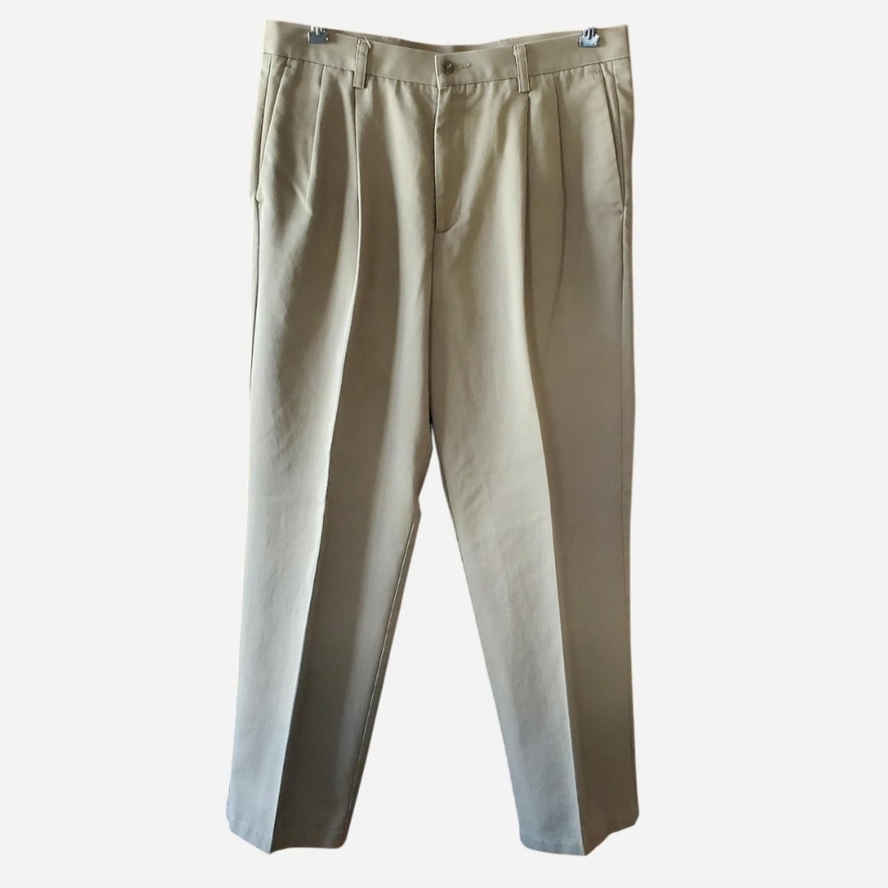 Dockers Men's Khaki Chinos